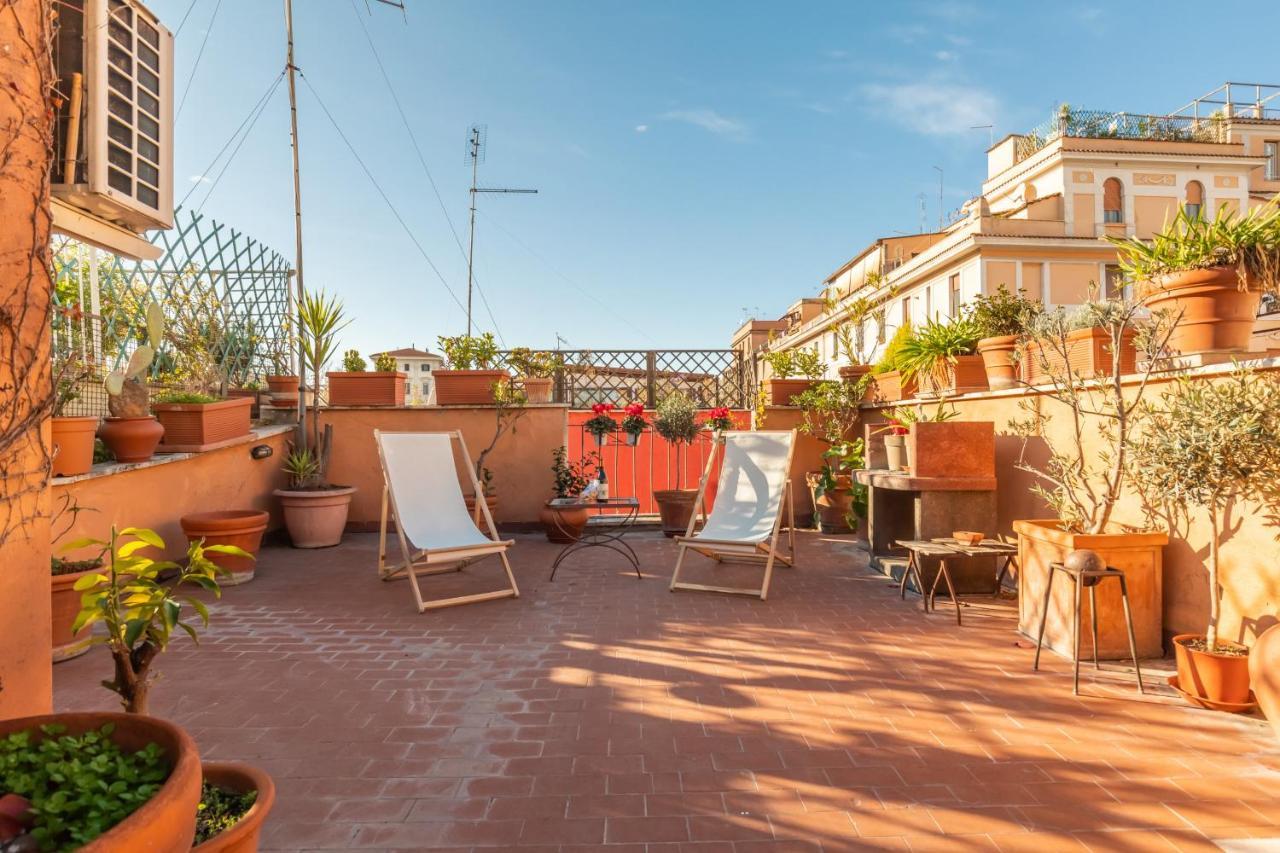 Bright And Comfy Terraced Apartment In Trastevere ローマ エクステリア 写真