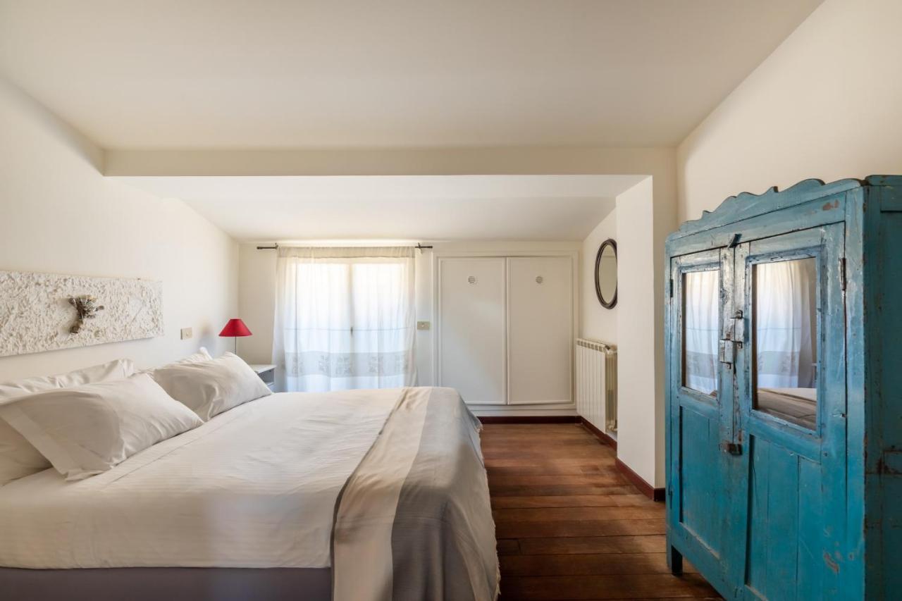 Bright And Comfy Terraced Apartment In Trastevere ローマ エクステリア 写真